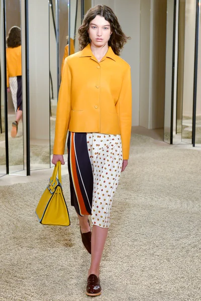 Look 37